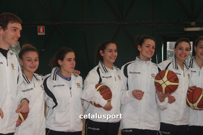 120218 basket 018_tn.jpg